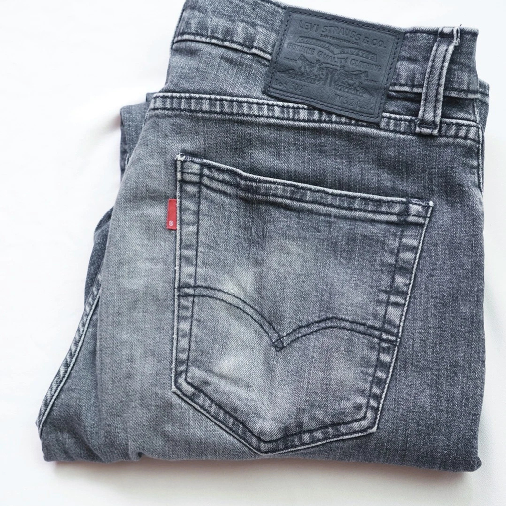 Levis 502 Premium Regular Tapered Jeans