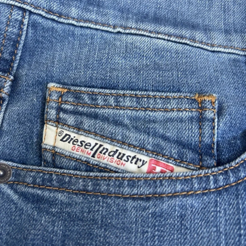 DIESEL Jeans Regular Fit Straight Leg Mid