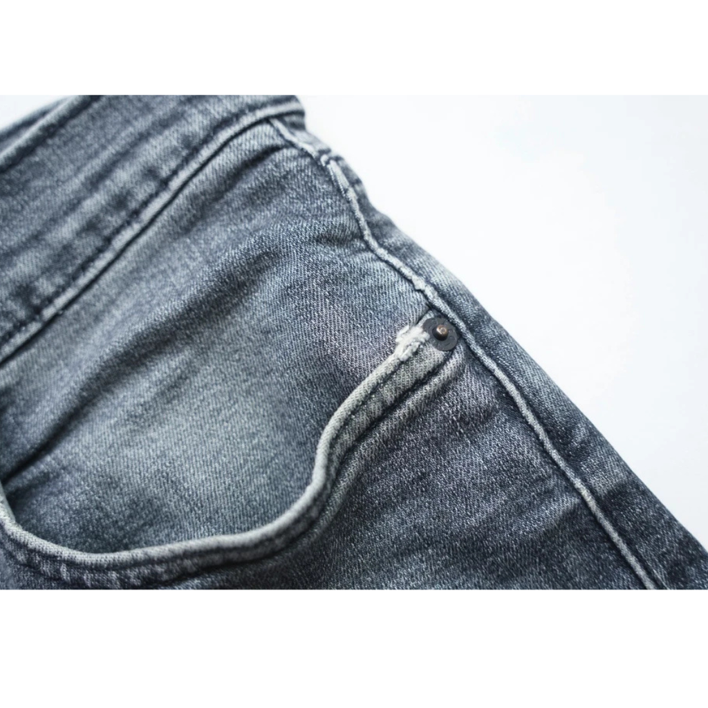 Levis 502 Premium Regular Tapered Jeans