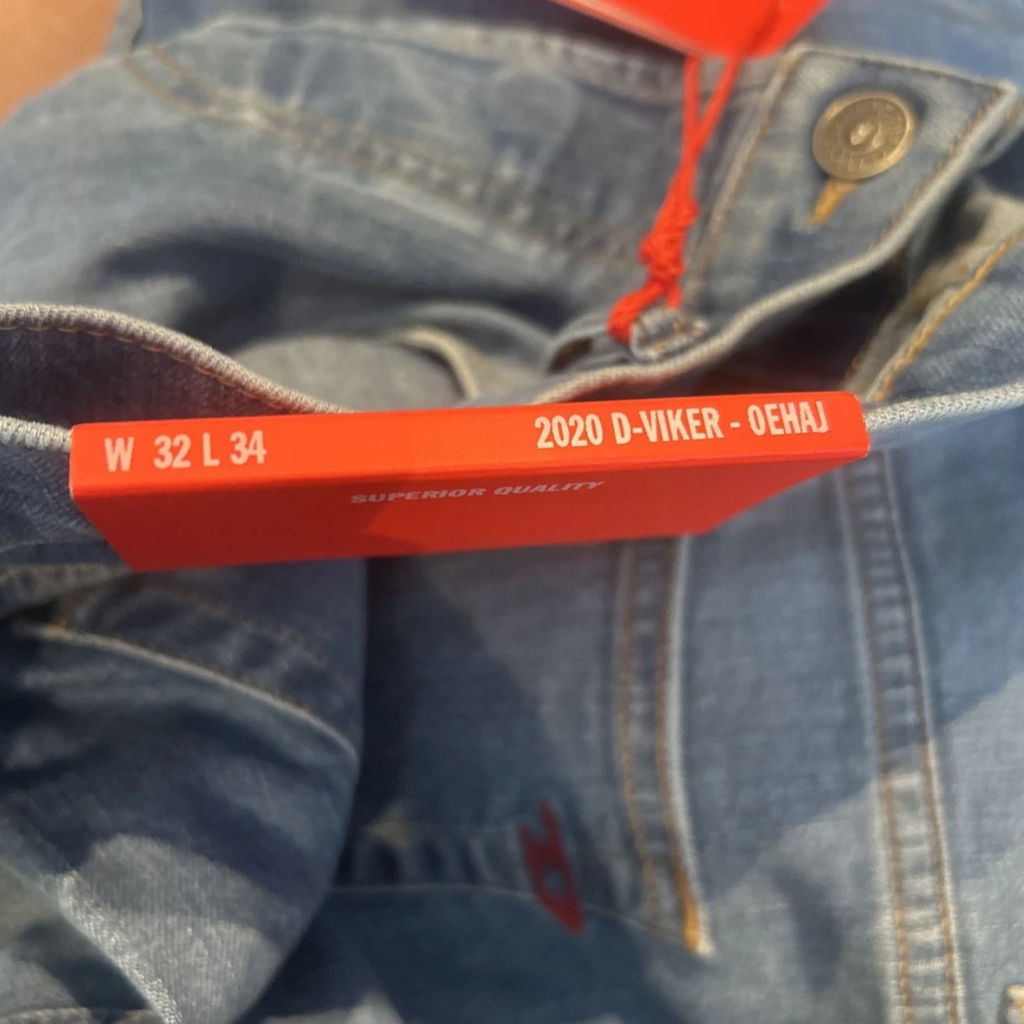 DIESEL Jeans Regular Fit Straight Leg Mid