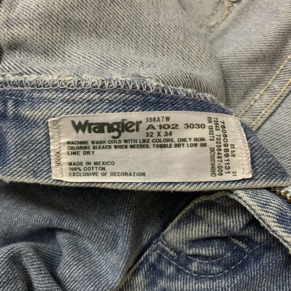 NEW Wrangler Cowboy Cut Slim Fit Medium  Blue Jeans