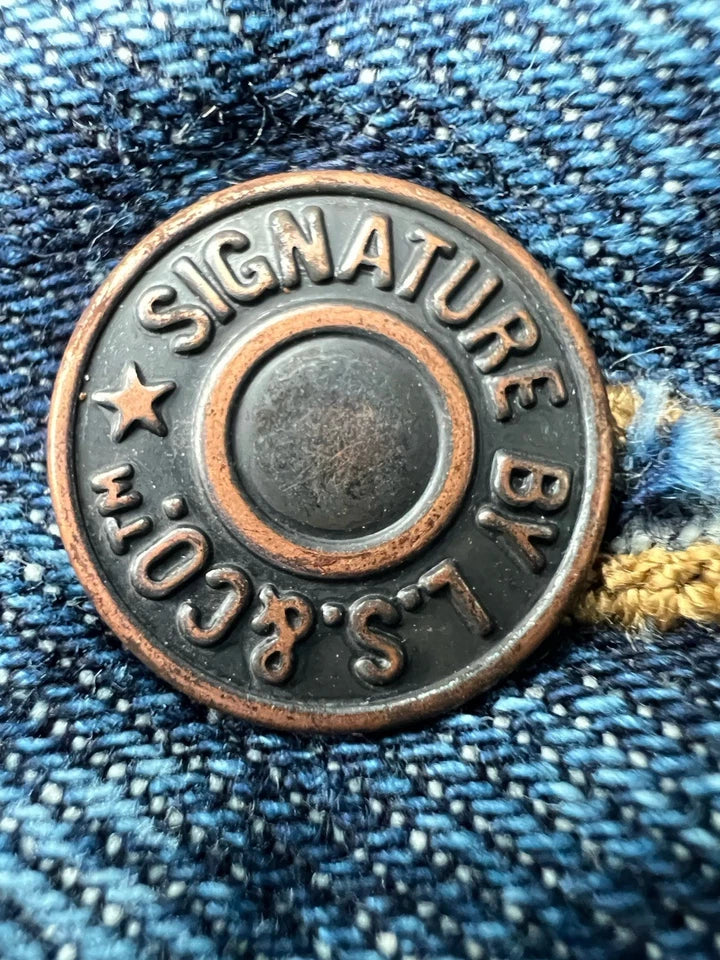 Signature by Levis Strauss Denim Blue Jeans Relaxed Fit